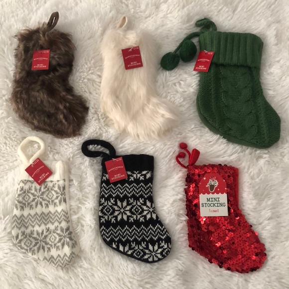 🎄 Christmas Mini Stockings 6 Different Ones Gift Cards Small Gifts 🎁 NWT 🎄 - Picture 1 of 7